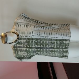 Christopher and Banks Tunic with necklace